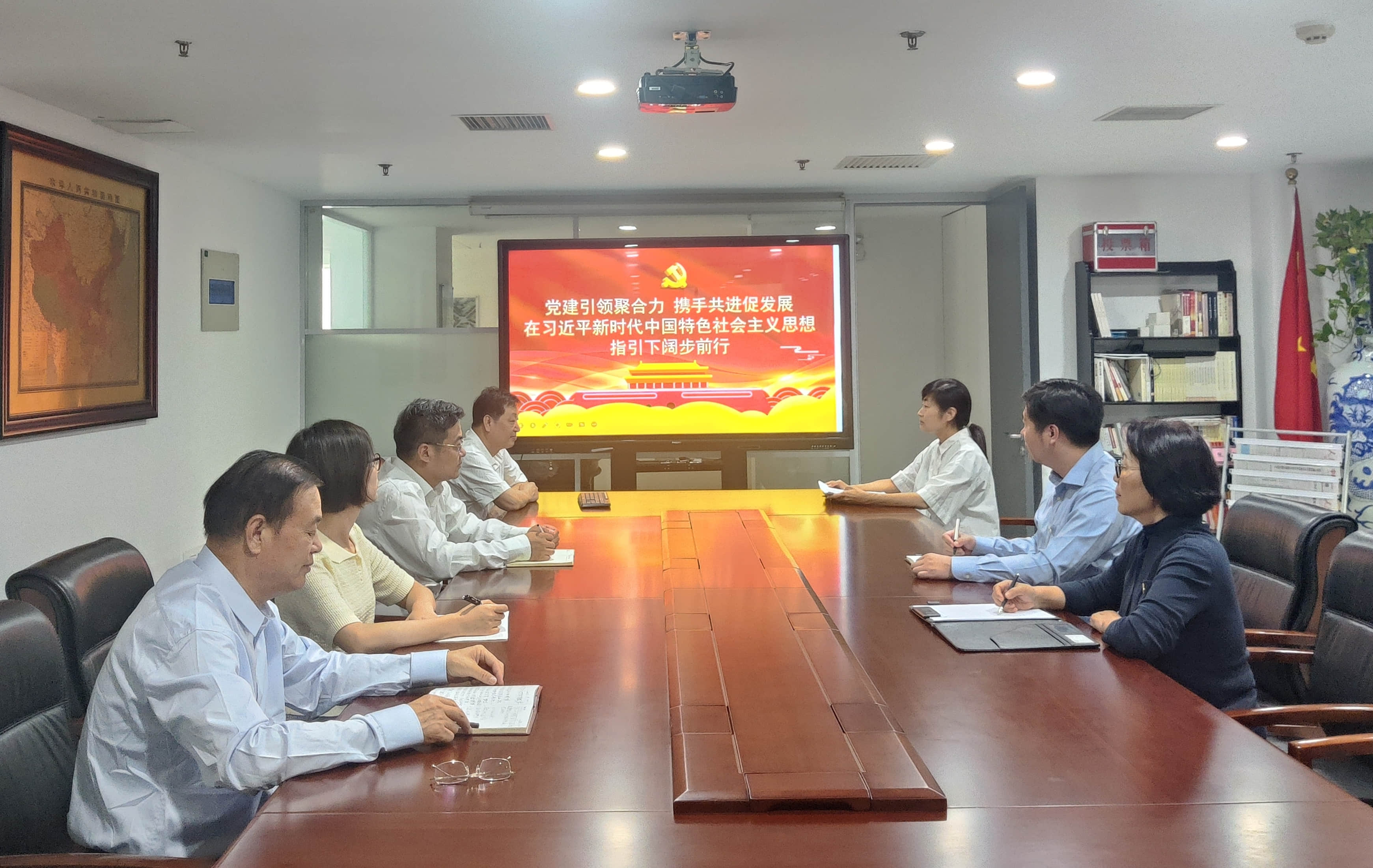 講黨課1107.jpg 講黨課1107.jpg